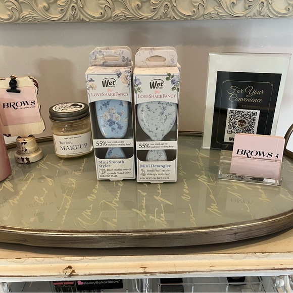 LoveShackFancy Wet Brush Mini Detangler - Blue Floral - Picture 3 of 3